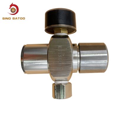 China 60PSI Mini CO2 Beer Regulator With Pressure Gauge for sale