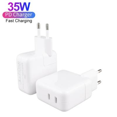 China Mobile Phone Type C PD 35w Dual Port Fast Charger Dual Port Charger For Apple iPhone14 Pro Charging Adapter for sale