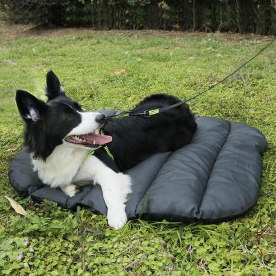 China Amazon New Waterproof Breathable Outdoor Pet Mat Wild Camping Cat and Dog Sleep Mat for sale