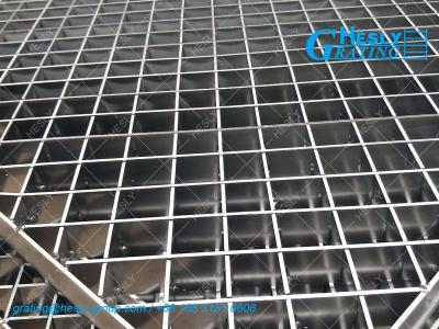 China AISI304 Pressure Locked Bar Grating | 40mm depth | 50X50 square hole | HeslyGrating Factory Sales for sale