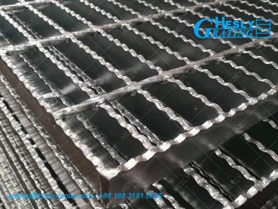 China Serrated Load Bar Grating | 80micron meter zinc layer | 30X100mm hole | Special Shape | Factory Sales - HESLY for sale