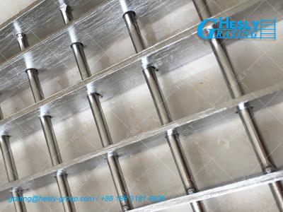 China AISI304 Stainless Steel Bar Grating | Polished Finish | 40x5mm load bar | 30mm pitch - HeslyGrating, CHINA for sale