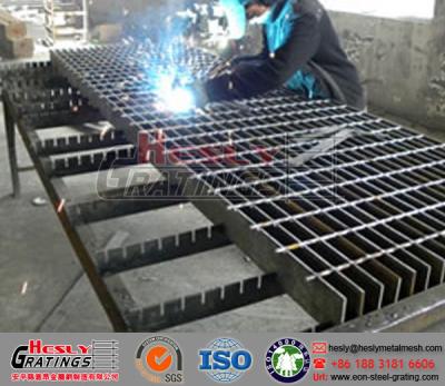 China Heavy Type Welded Bar Grate for sale