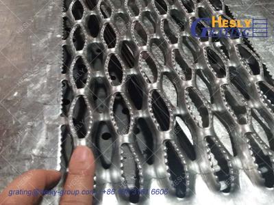 China Grip Strut Safety Grating -Diamond Plank, 2.0mm thickness, 50mm height, 300X3000mm plank-HeslyGrating, China for sale