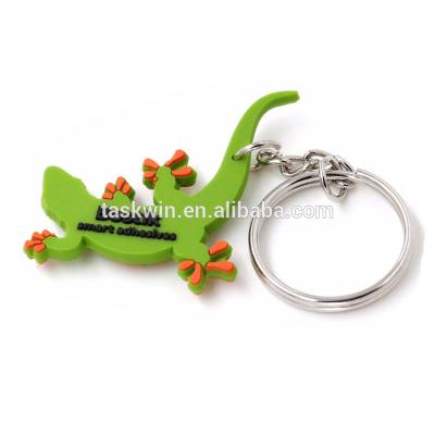 China Cheap Custom Plastic Cartoon Rubber Lizard Shaped Soft PVC Keychain for sale