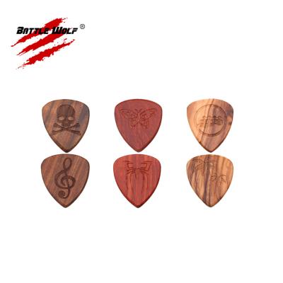 China GUITAR Engrave Custom Wooden Design Guitar Picks for sale