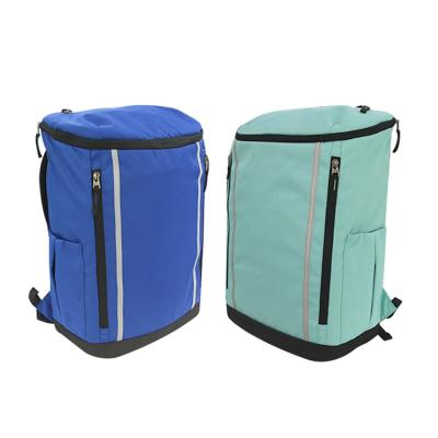 China 2 IN 1 WILDSROF Cooler Bag Customized Logo Color Camping Food Lunch 2 IN 1 Cooler Backpack for sale