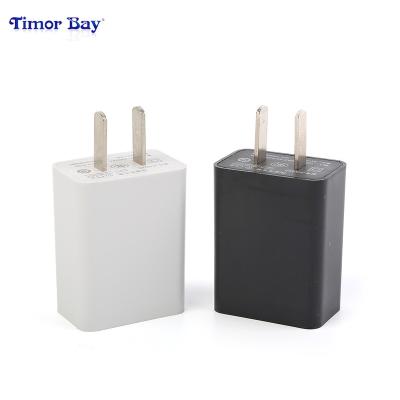 China Original Easy Installation ABS Material Head USB Charging Fast Charging Charger For Iphone Charger for sale