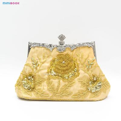 China Vintage Floral Beaded Sequin Rhinestone Embroidery Clutch Evening Handbag for Women for sale