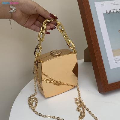 China Solid Color Minibook Gold Silver Clutch Purse with Chains Luxury Fancy Evening Bags for sale