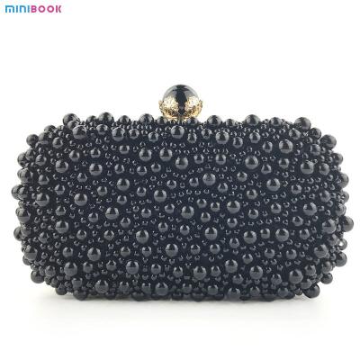 China Special Crystals Beaded Pearl Clutch Evening Bags for Women's Wedding Celebrations for sale