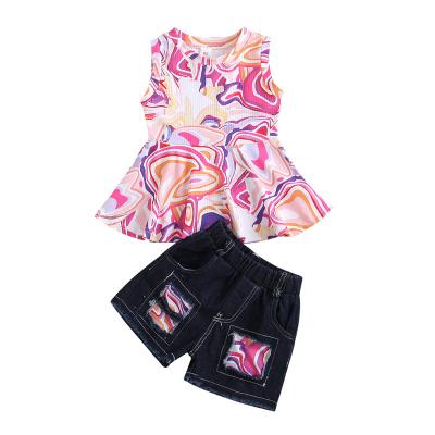 China Casual Stylish Little Girls Clothing Sets 2 Piece Kids Boutique Outfits Baby Print Vest Denim Shorts Sets for sale