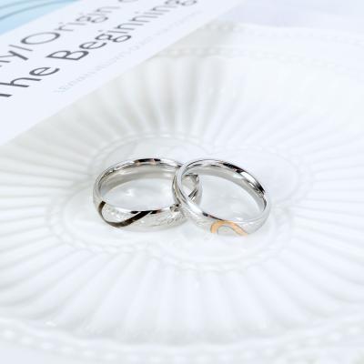 China FASHIONABLE Manufacturer Wholesale Rings Heart Stainless Steel Couples Set Minimalist Ring for sale