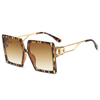 China Fashion sunglasses adjust zonnebril 2021 oversized sun glass shades gold female stylish sunglasses best sale best for sale