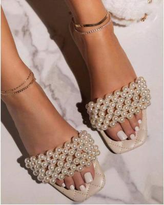 China Fashion Trend Elegant Flat Women's Sandals Bead Sandals Luxury Bling Slippers for Women and Ladies for sale