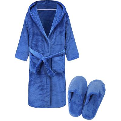 China Fuzzy Men Boys Children Soft QUICK DRY Luxury Plush Hotel Polyester Fleece Polyester Fleece Robe Sleep Robe Sleep Robe Kids Hooded Bathrobe With Slippers for sale