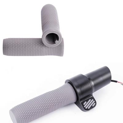 China Silica gel silicone grip cover is suitable for Ninebot Es1 Es2 Es3 Es4 electric scooter handlebar accessoriesTwo-in-one packing for sale