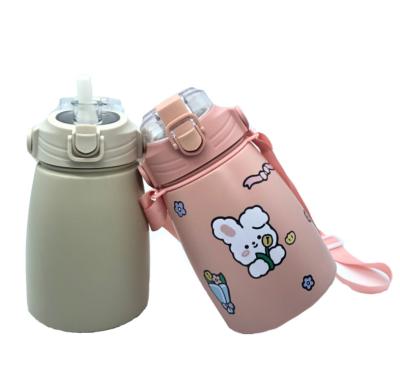 China Low MOQ PORTABLE OEM 1.0L Wholesale Empty Insulated Cute Kids Water Bottle Large Capacity Kids Kettles With Handle Straw for sale