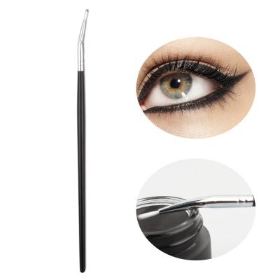 China Angular Blush Bent Tip Eyeliner Brush Single Bent Thin Eyeliner Brush Professional Ultra Fine Logo Makeup Brushes Custom for sale