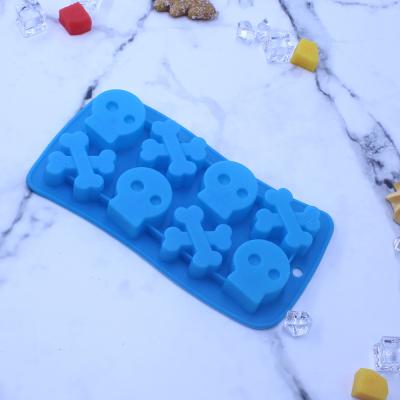 China Unique Funny Candy Skull Shape Jello Chocolate Melting Gummy Easily Cleaned Silicone Cookies Cake Baking Mold For Halloween for sale