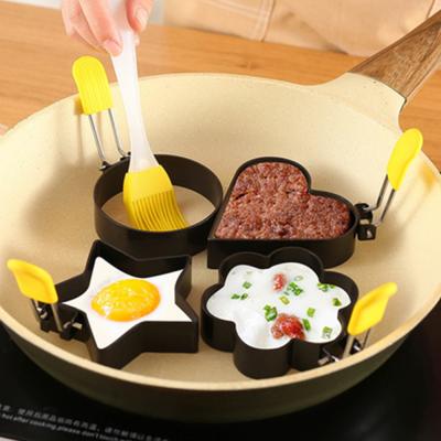 China Amazon Best Selling 5 Pcs Stainless Steel Heart Flower Shaped Omelet Mold Viable Ring Set Pancake Mold Set Anti-scalding Handle for sale