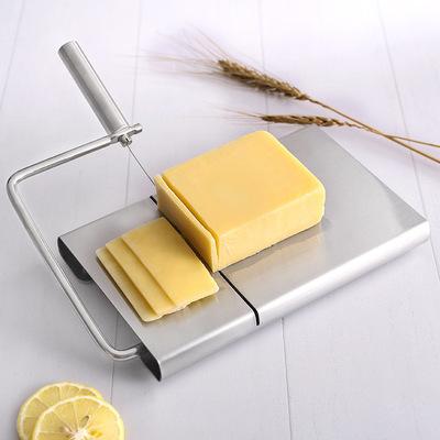 China Multifunctional Portable Viable Stainless Steel Wire Cheese Slicer Cheese Cutting Board and 4 Pieces of Knife Set for sale