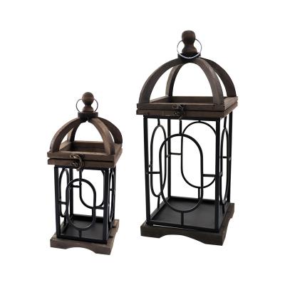 China Large Classic Antique Wooden Lantern for Candle Home and Outdoor Lantern for Holiday Decorative and Home Yard Candle Lantern for sale