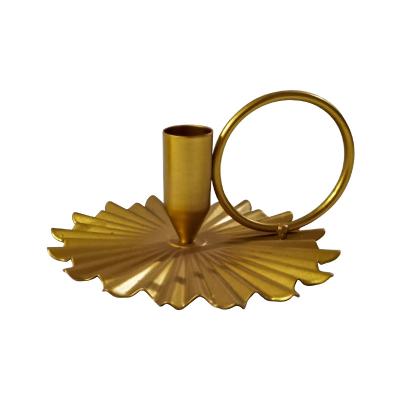 China Iron-Gold Nordic Geometric Metal Small Morden Style Candle Holders Suitable For Home Decoration for sale