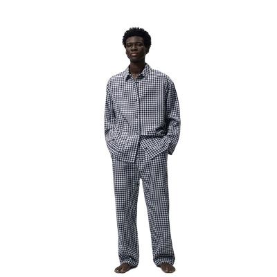 China Turn-Down Comfy QUICK DRY QUICK DRY Long V-Neckline Sheath Full Body Plaid Pajamas Shirt With Patch Pockets For Men for sale