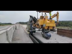 SMC-5500 concrete slipform paver machine was used to pave gutter in Hefei, China in 2023