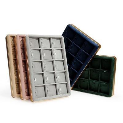 China Customized Modern Drop Shipping 15 Cell Shop Necklace Tray Card Display Suede Stackable Custom Metal Jewelry Tray for sale