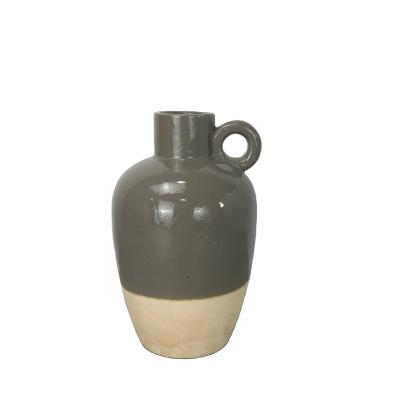 China Home Decor Minimalist Attractive Design Premium Ceramic Vase For Plant Flower Vase for sale