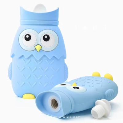 China Convenient Cartoon Silicone Water Mini Hand Bag Silicone Hot Water Bag Water Bottle Injection Cold-Warmer Explosion Proof Warmer Hand Warmer for sale