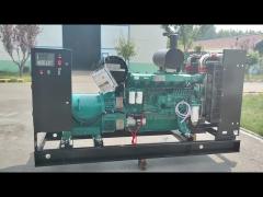 300KW Weichai Silent Diesel Generator 400V 230V Open Trailer Type