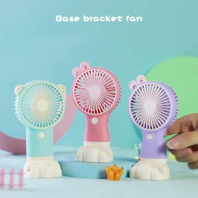 China Pocket Ventilator Silicone Mini Ventilator USB Oplaadbaar Nachtlicht Koeling Handheld Ventilator Te koop