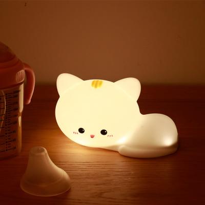 China Novelty Products Silicone Baby Room LED Night Lamp with Soft Feeling and USB Charging for sale