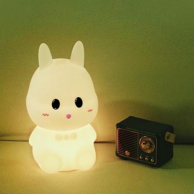 Cina Dimensioni Mini Lampada Portatelefono Cellulare Skateboard Coniglio Switch Button LED Night Light 1- in vendita