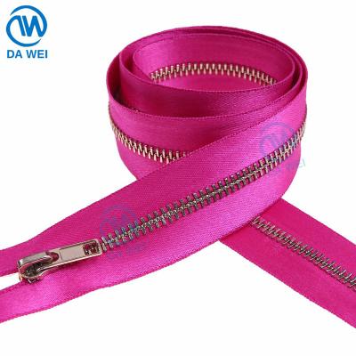 China Wholesale Custom High Quality Zipper Rose Gold Metal Zipper Auto Lock Factory Zipper Ribbon Cloth For Widely uesd for sale