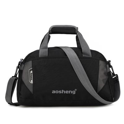 China Wholesale Custom Sports Handbag Men and Women Outdoor Gym Bag Polyester Gym Bag Sports Travel Bag for sale