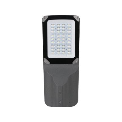 China ROAD iP65 outdoor smd modern high power lithium battery waterproof LED post street light parking lot light for sale