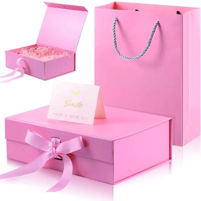 China Recyclable Round Gift Boxes New 2022 Jewelry Gift Boxes Vending Boxes For Gift Sets for sale