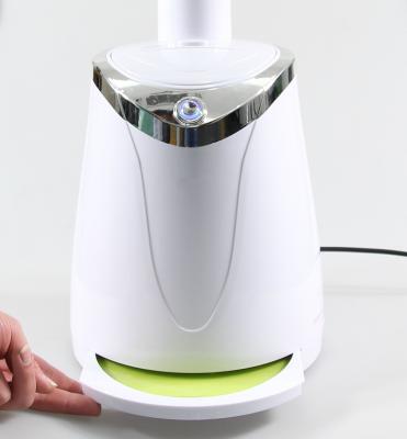 China Hot Sale Face Lift Whiten Moisture To Remove Acne Home Appliance Fruit And Vegetable Skin Off Facial Mask Making Machine for sale