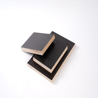 China Chinese 1220*2440/1250*2500*12mm waterproof black phenolic wbp glue anti slip film faced plywood for sale