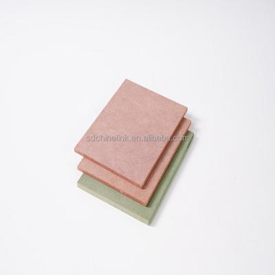 China Moisture-Proof Top Quality E0 glue Waterproof Green Color Plain HDF for Furniture for sale