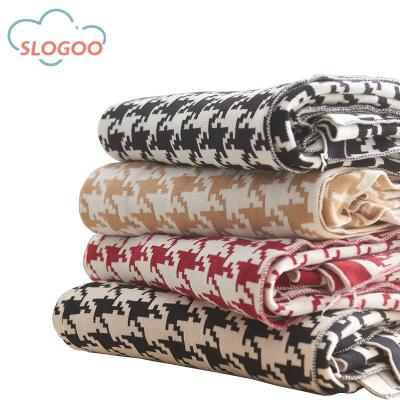 China Super soft velour/Three - dimensional exquisite stitch/Fully Organic Cotton Specifications Low Price Fringe Muslin Tapestry Blanket Muslin Swaddle Custom Korean Blankets for sale