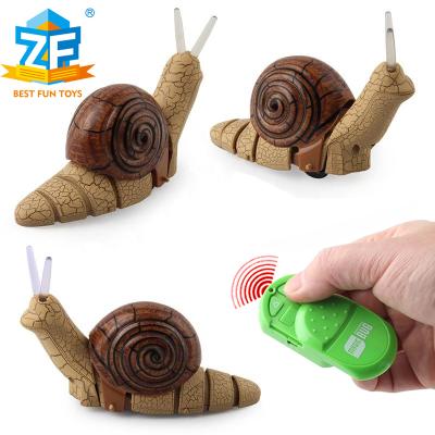 Cina Drop Shipping JiaHuiFeng Rc Snail Model Simulated Animal Set Educational Toy Summer Game in vendita