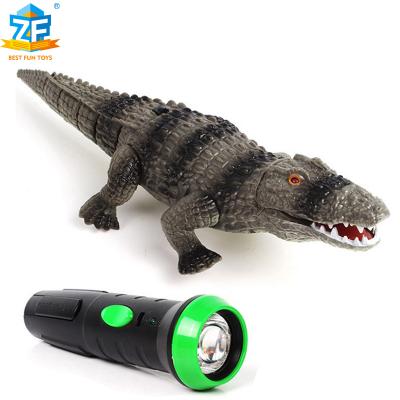 Cina Drop Shipping Alligator Wild Animal Animal Toy Remote Control Toys Kids Summer Game in vendita