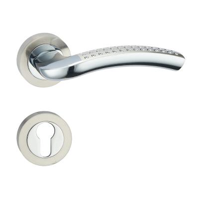 China ZINC+ALUMINUM Door Pull Zinc Alloy Handle Lock Internal Door Locks On Round Rosette for sale