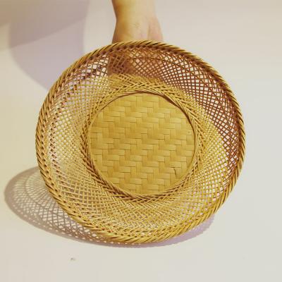 China Sustainable Non-Toxic Natural Japanese Bamboo Food Basket Weaving Tray for sale