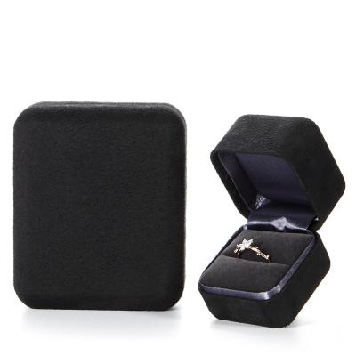 China Handmade Vintage Black High End Microfiber Slider Necklace Vintage Logo Empty Jewelry Box for sale